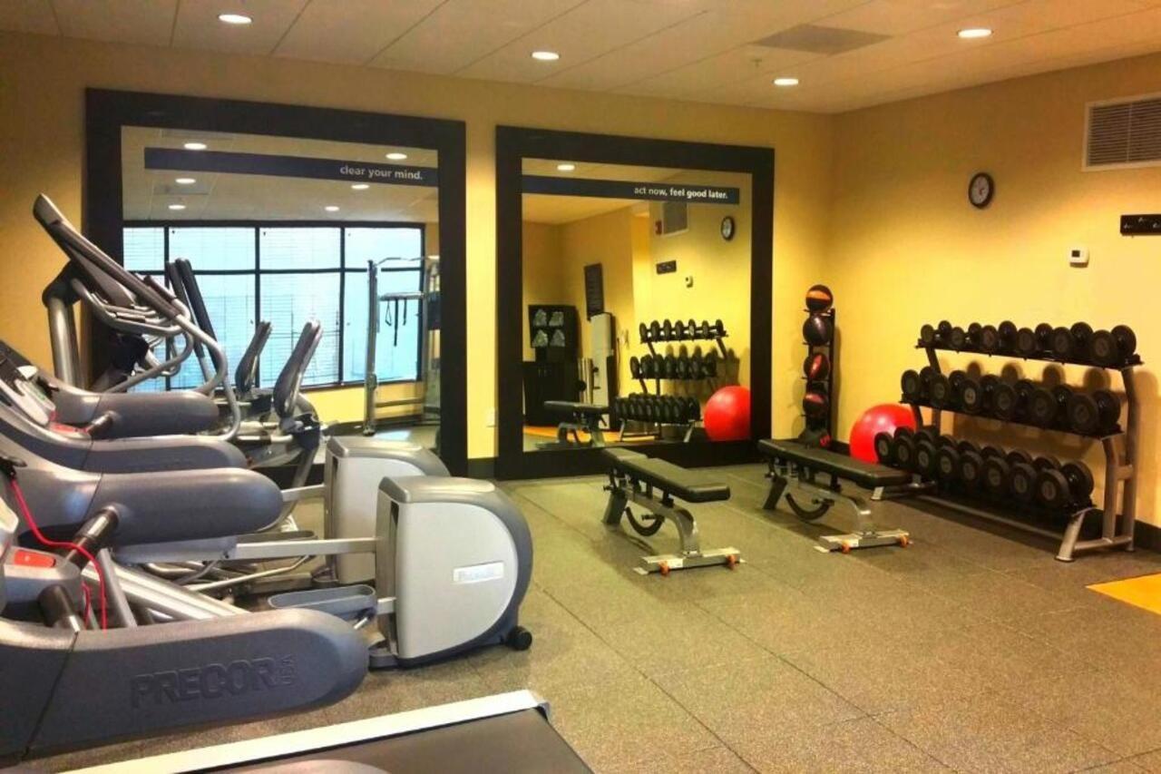 Hampton Inn & Suites Salinas Buitenkant foto