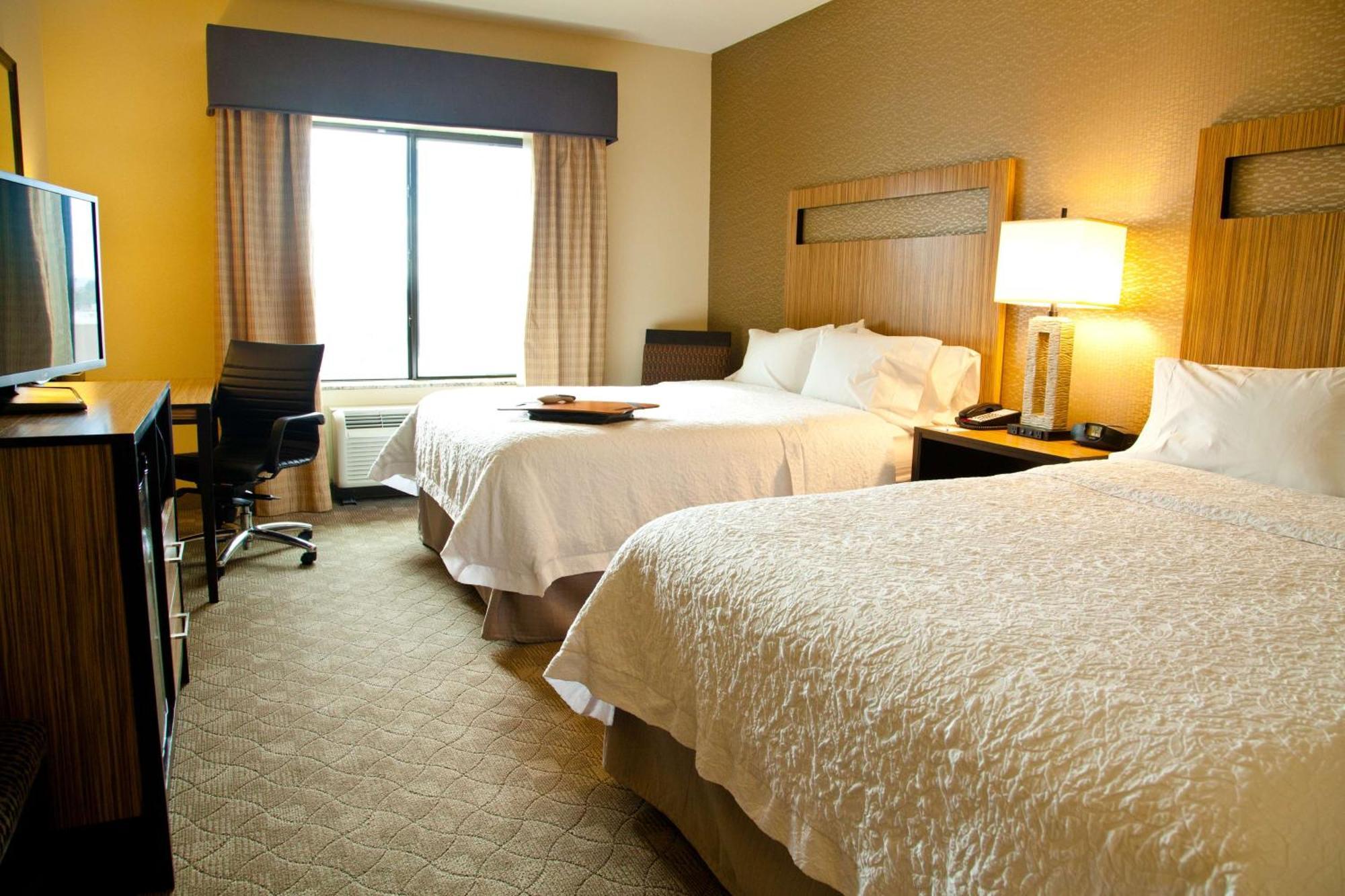 Hampton Inn & Suites Salinas Buitenkant foto