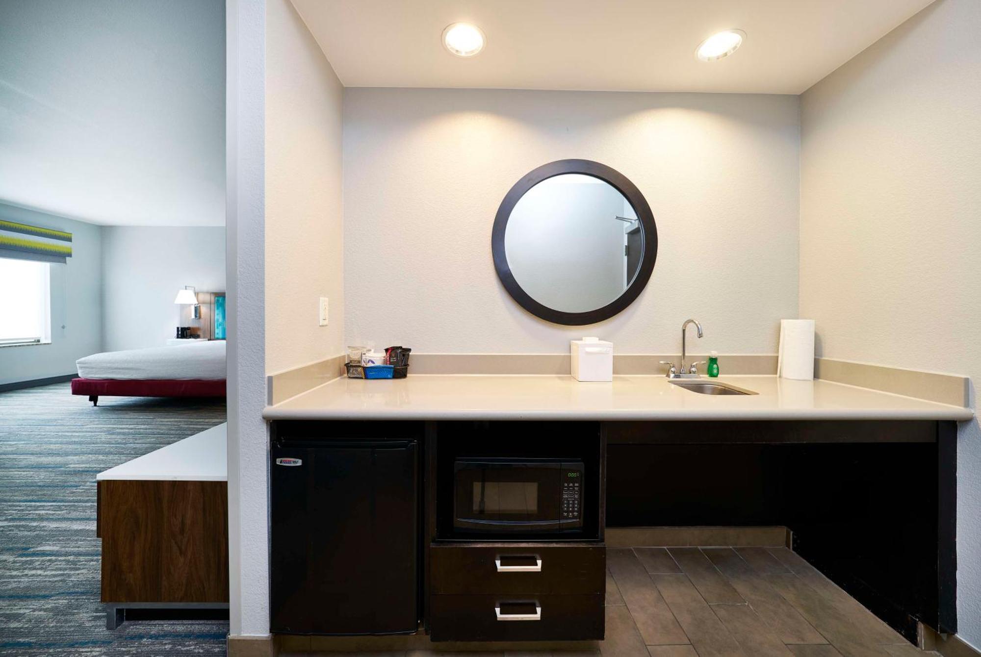 Hampton Inn & Suites Salinas Buitenkant foto